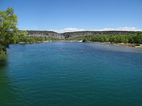 Balade en famille autour de Visite ludique du beau village de Quinson dans le 04 - Alpes de Haute-Provence