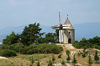 Balade en famille autour de Promenade ludique et familiale à Montfuron  dans le 04 - Alpes de Haute-Provence