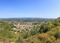 Balade en famille autour de Promenade ludique et familial aux Vans dans le 07 - Ardèche