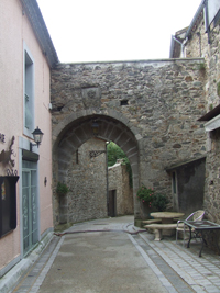 Balade en famille autour de Saissac dans le 11 - Aude