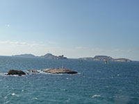 Idée de balade, promenade ou randonnée en famille avec des enfants : Marseille - La Corniche