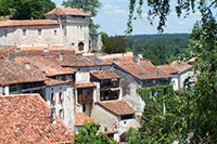 Balade en famille autour de Aubeterre-sur-Dronne dans le 16 - Charente