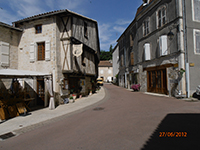 Balade en famille autour de Nanteuil-en-vallée dans le 16 - Charente
