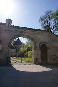 Balade en famille autour de Ainay-le-Vieil dans le 18 - Cher