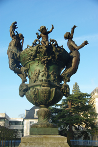 Idée de balade, promenade ou randonnée en famille avec des enfants : Bourges - Les jardins de l'archevêché