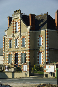 Idée de balade, promenade ou randonnée en famille avec des enfants : IVOY-LE-PRÉ