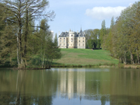 Balade en famille autour de Château de Maupas dans le 18 - Cher