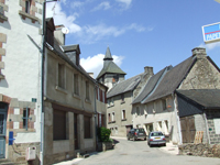 Balade en famille autour de Chamberet dans le 19 - Corrèze