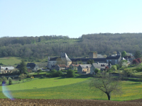 Idée de balade, promenade ou randonnée en famille avec des enfants : Jayac