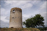 Balade en famille autour de Petite randonnée ludique et familial à Sadillac sur la trace des moulins à vent dans le 24 - Dordogne