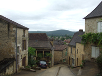 Balade en famille autour de Cité médiévale<br/>
au bord de la Dordogne dans le 24 - Dordogne