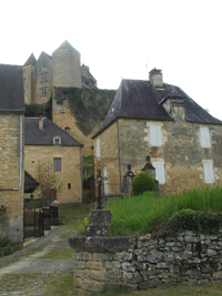 Balade en famille autour de Salignac, autour du château dans le 24 - Dordogne