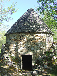 Balade en famille autour de Savignac-les-Églises dans le 24 - Dordogne