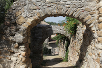 Balade en famille autour de Découverte ludique en famille de Mirabel-aux-baronnies dans le 26 - Drôme