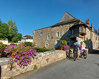 Balade en famille autour de Balade ludique à Bonneval en famille. dans le 28 - Eure-et-Loir