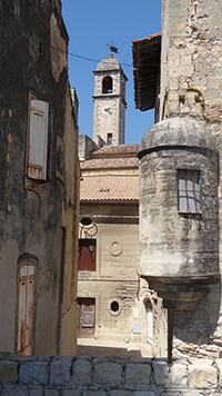 Balade en famille autour de Aramon dans le 30 - Gard