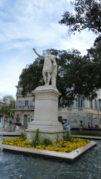 Balade en famille autour de Balade ludique à la découverte de Nîmes en famille dans le 30 - Gard