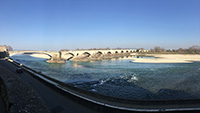 Balade en famille autour de Balade ludique à Pont-Saint-Esprit en famille dans le 30 - Gard