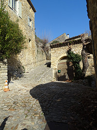 Balade en famille autour de Balade ludique à La Roque-sur-Cèze en famille dans le 30 - Gard