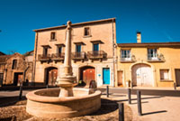 Idée de balade, promenade ou randonnée en famille avec des enfants : Saint-Félix-de-Lodez