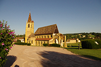 Balade en famille autour de La Bénisson-Dieu dans le 42 - Loire