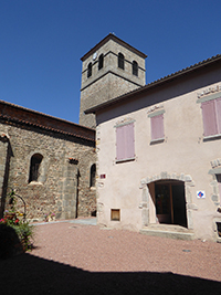 Balade en famille autour de Pouilly-lès-Feurs dans le 42 - Loire