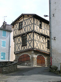 Balade en famille autour de Balade à énigmes dans Olliergues  dans le 63 - Puy-de-Dôme