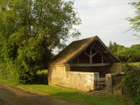 Idée de balade, promenade ou randonnée en famille avec des enfants : La chapelle-sous-Brancion