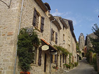 Balade en famille autour de Balade familiale et ludique à Bruniquel  dans le 82 - Tarn-et-Garonne