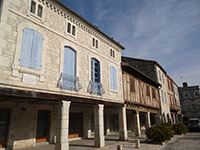 Idée de balade, promenade ou randonnée en famille avec des enfants : Montpezat-de-Quercy 